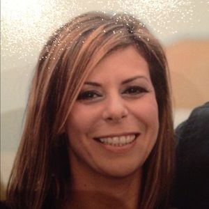 Meet your Posher, Bibi